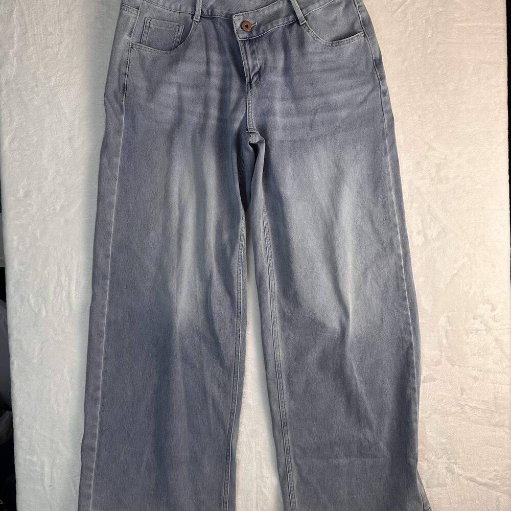 Women’s Halara Flex Asymmetric Wide-Leg Light Wash Blue Denim Jeans Button Zip M